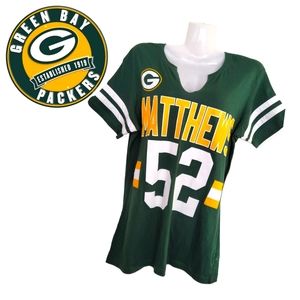 NWT!! NFL Women's Green Bay Packers!! Matthews 52 Size Medium Casual Top!!